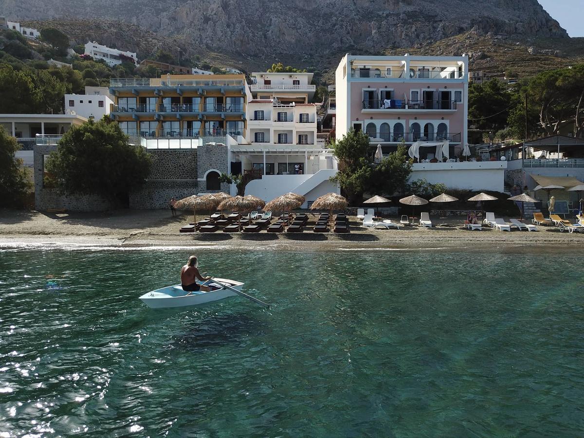 La Playa Boutique Apartments Myrties Exteriör bild