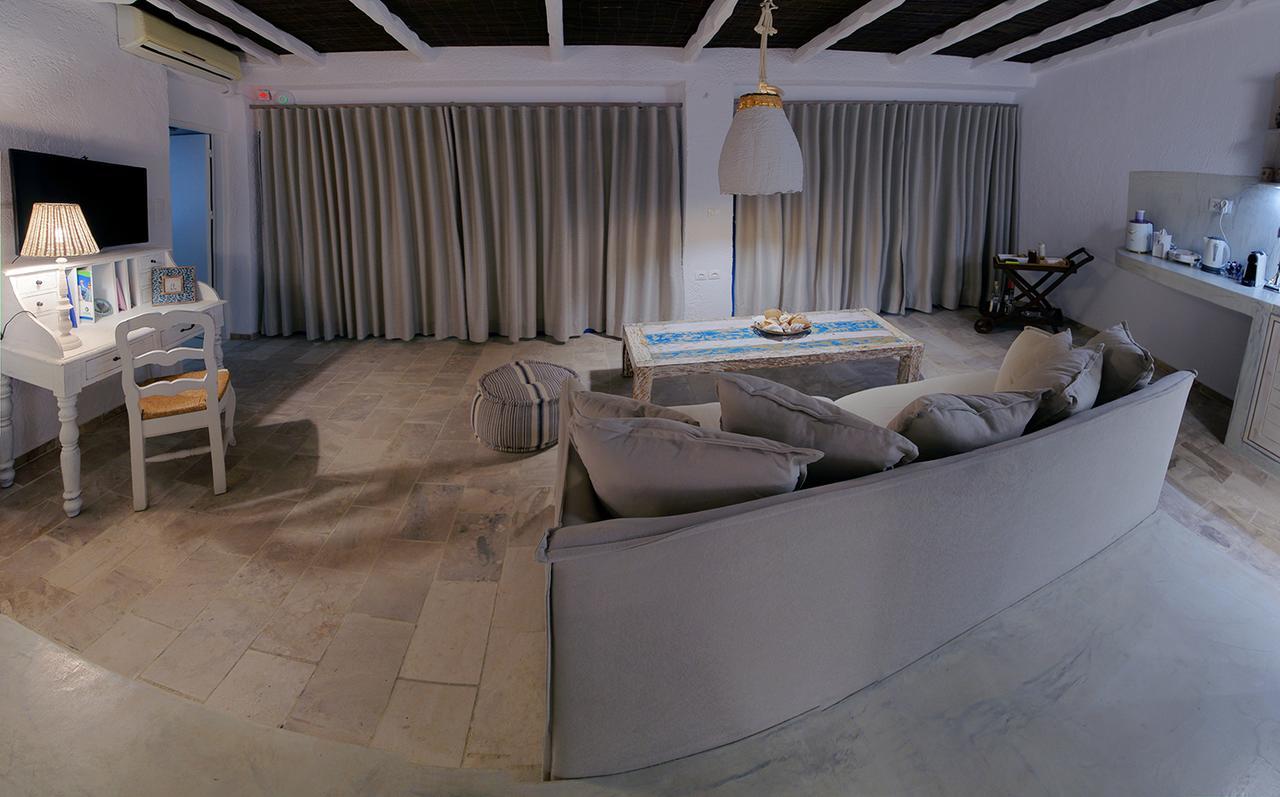 La Playa Boutique Apartments Myrties Exteriör bild